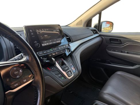 Used 2018 Honda Odyssey EX-L image 12