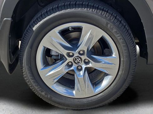 Used 2019 Toyota Highlander Limited image 8