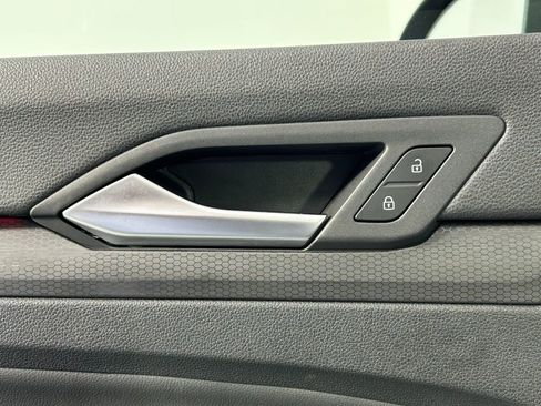 Used 2024 Volkswagen GTI Autobahn image 38