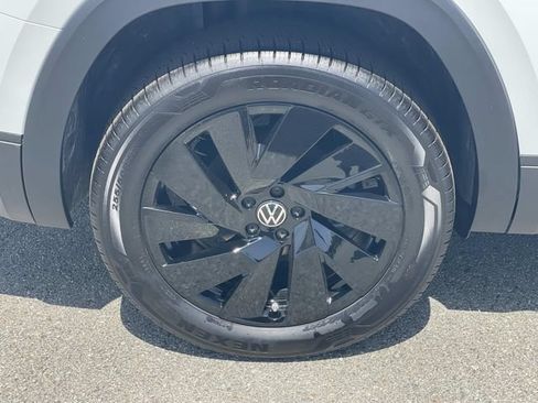 New 2026 Volkswagen Atlas SE AWD/4WD image 30