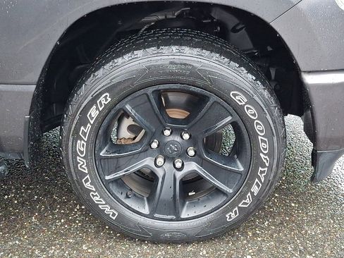 Used 2020 RAM 1500 Big Horn image 14