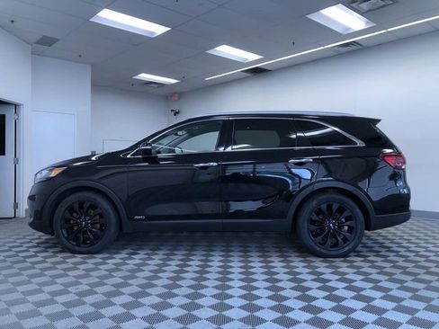 Used 2020 Kia Sorento EX image 11