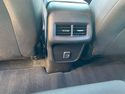 Used 2024 Chevrolet Equinox LS w/ Driver Confidence II Package image 24