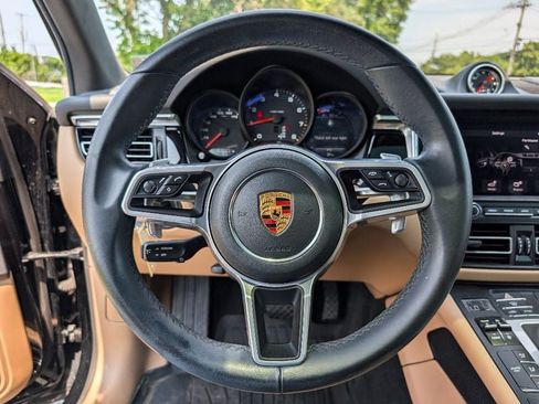 Used 2020 Porsche Macan AWD/4WD image 43