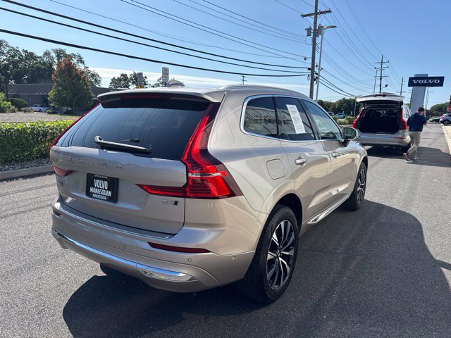 Used 2023 Volvo XC60 B5 Plus w/ Climate Package AWD/4WD image 5