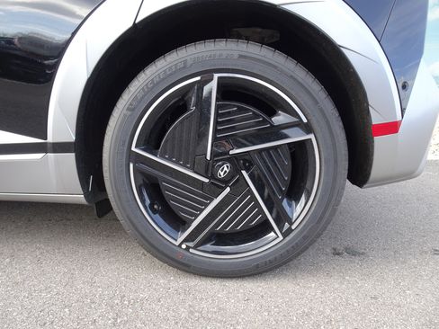 New 2026 Hyundai Ioniq 5 Limited image 20