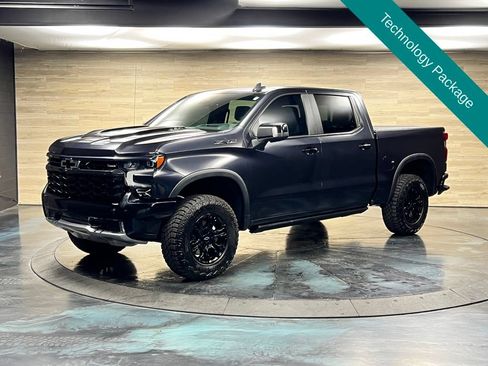 Used 2024 Chevrolet Silverado 1500 ZR2 w/ Technology Package AWD/4WD image 5