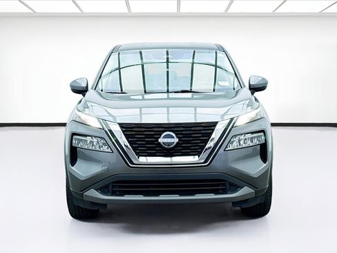 Used 2023 Nissan Rogue SV FWD image 2