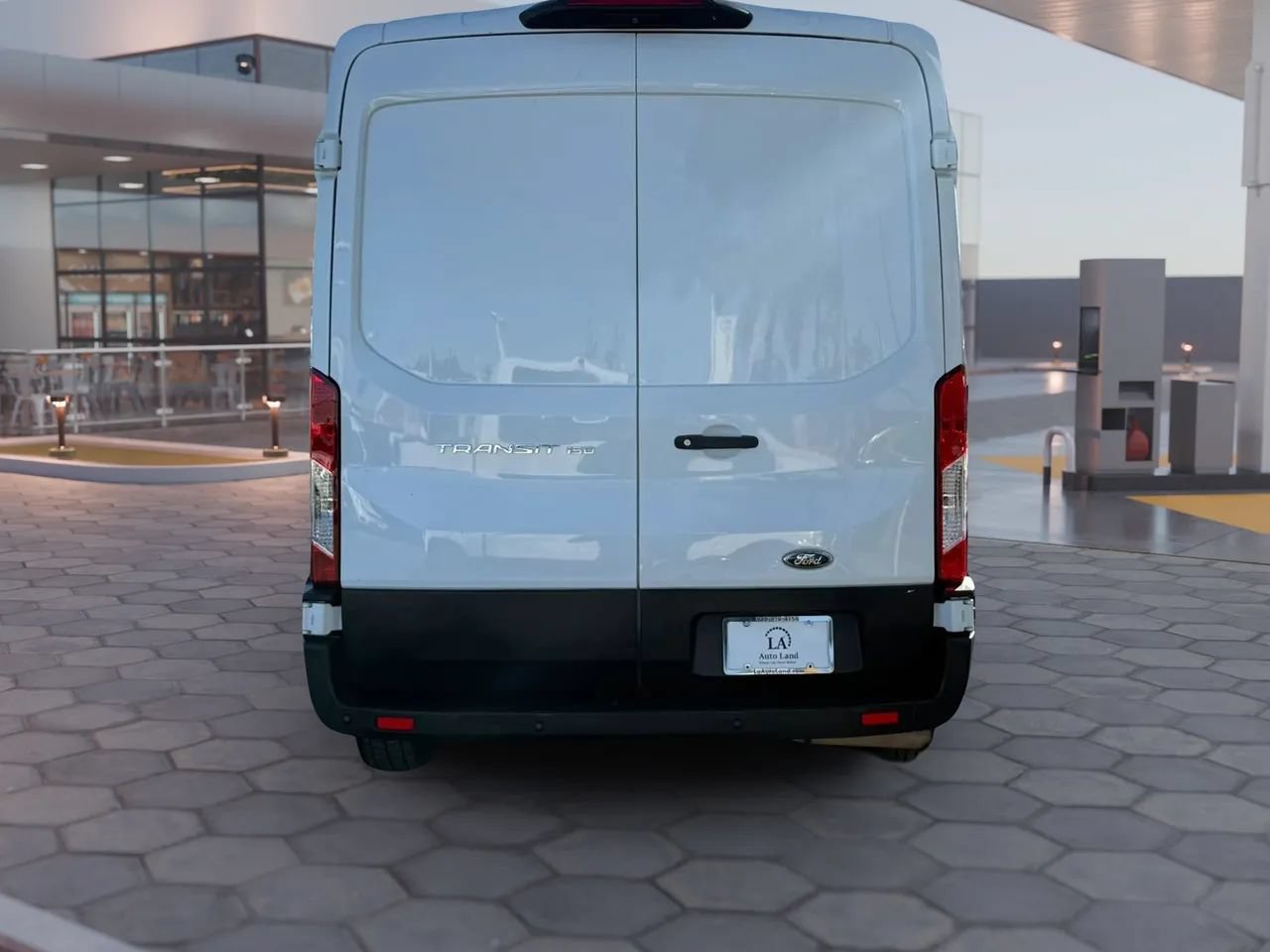 Used 2021 Ford Transit 150 Medium Roof RWD image 5