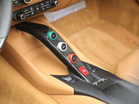 Certified 2023 Ferrari 812 GTS RWD image 20