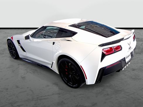 Used 2019 Chevrolet Corvette Grand Sport image 11