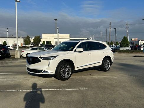 Used 2023 Acura MDX SH-AWD w/ Advance Package image 2