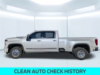 Used 2025 Chevrolet Silverado 3500 High Country w/ High Country Premium Package video 2