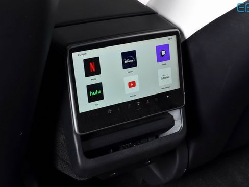 Used 2024 Tesla Model 3 Performance image 19