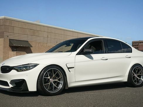 Used 2018 BMW M3 CS w/ Executive Package RWD image 2
