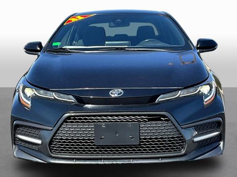 Used 2021 Toyota Corolla SE w/ Carpet Mat Package (TMS) image 3