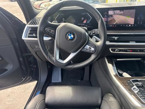 Used 2024 BMW X5 sDrive40i w/ Executive Package RWD image 18