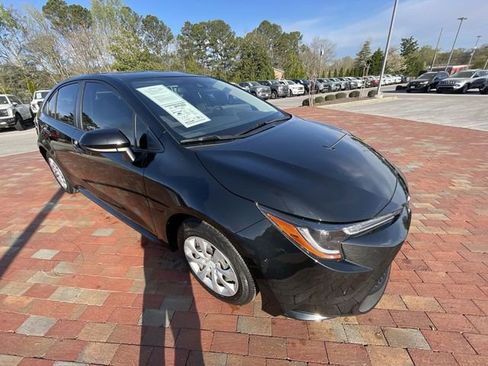 Used 2022 Toyota Corolla LE image 38