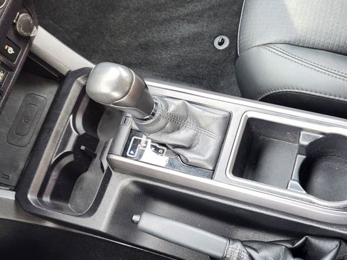 Used 2021 Toyota Tacoma TRD Off-Road w/ TRD Premium Off Road Package image 17