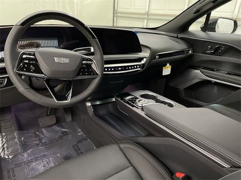 New 2026 Cadillac Lyriq Premium Sport image 21