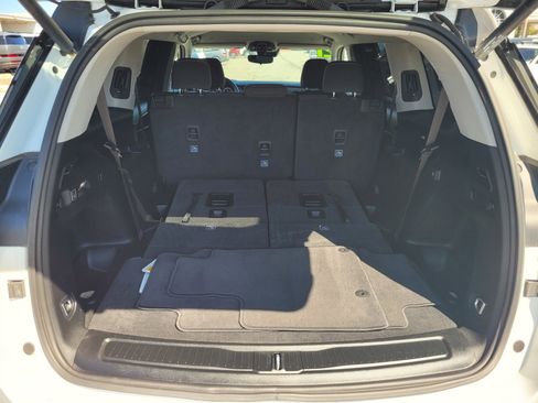 Used 2021 Jeep Grand Cherokee L Laredo w/ Luxury Tech Group I image 10