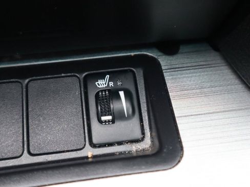 Used 2014 Toyota Camry SE w/ Leather Package FWD image 70