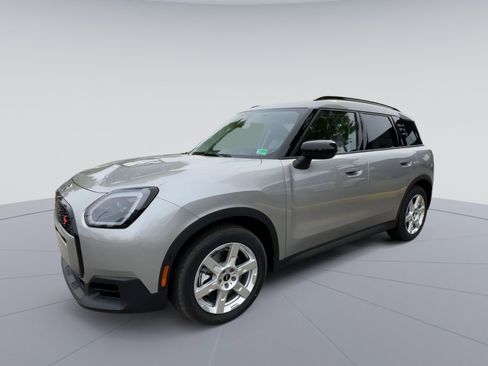 Certified 2025 MINI Cooper Countryman S AWD/4WD image 4
