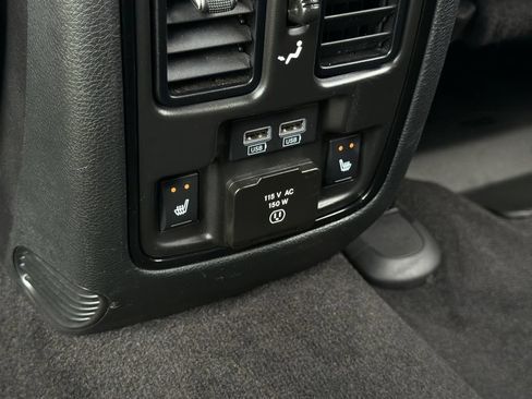 Used 2022 Dodge Durango GT AWD/4WD image 25