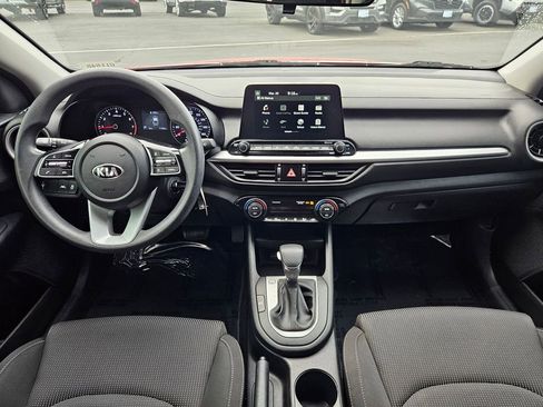 Used 2019 Kia Forte LXS FWD image 23