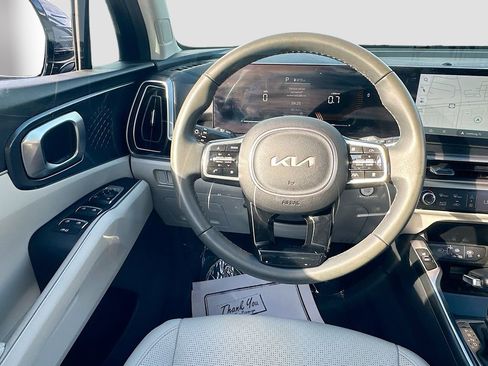 Certified 2025 Kia Sorento S w/ Panoramic Sunroof Package FWD image 23