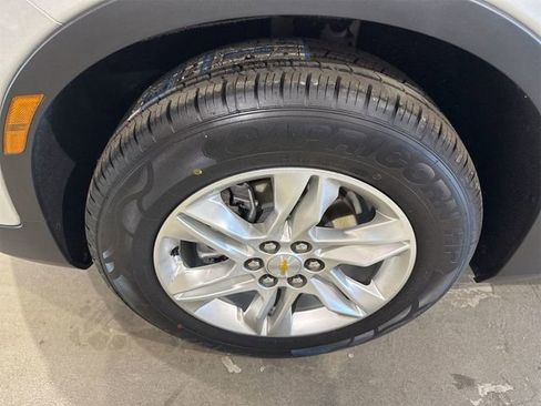 Used 2022 Chevrolet Blazer LT image 9