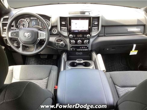 New 2025 RAM 1500 Big Horn image 15