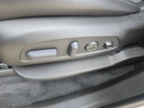 Used 2022 Buick Enclave Avenir w/ Avenir Technology Package image 25