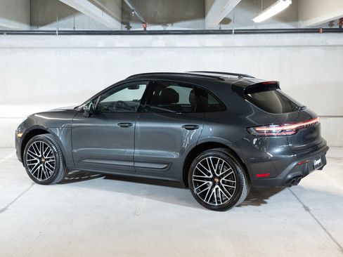 Certified 2026 Porsche Macan AWD/4WD image 3