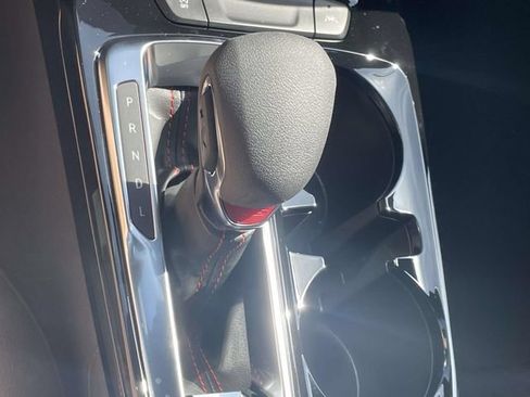New 2026 Chevrolet Trax RS w/ Sunroof Package FWD image 16