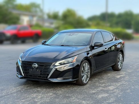 Used 2024 Nissan Altima 2.5 SL FWD image 5