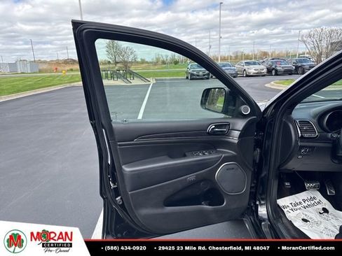Used 2019 Jeep Grand Cherokee High Altitude AWD/4WD image 9