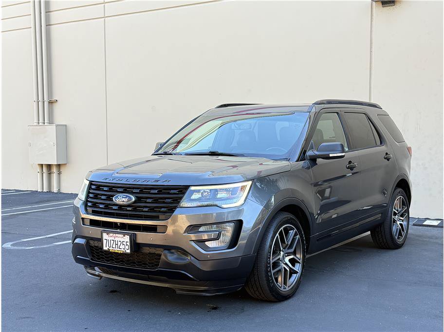 Used 2016 Ford Explorer Sport w/ Equipment Group 401A AWD/4WD image 31