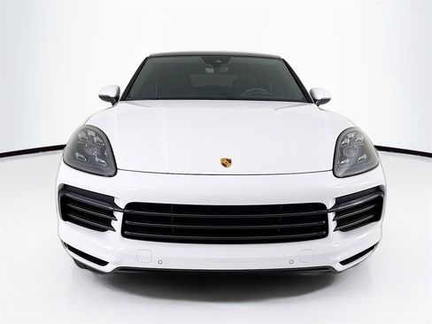 Used 2022 Porsche Cayenne Platinum Edition image 6