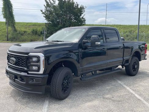 New 2026 Ford F250 Lariat w/ Black Appearance Package AWD/4WD image 7