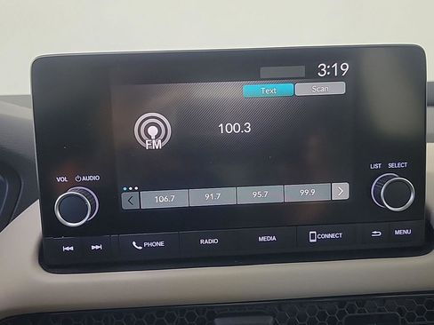Certified 2023 Honda HR-V LX image 29