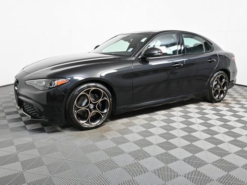 New 2025 Alfa Romeo Giulia w/ Driving Assist Package image 22