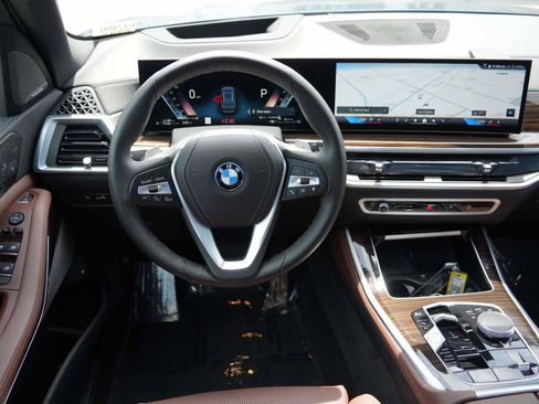 Used 2026 BMW X5 xDrive50e AWD/4WD image 8