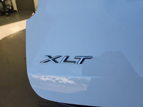 Certified 2021 Ford Explorer XLT w/ Equipment Group 202A image 6