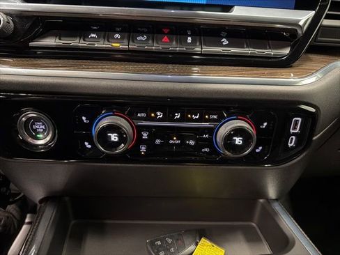 Used 2024 Chevrolet Silverado 1500 RST image 22