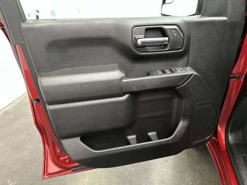 Used 2022 Chevrolet Silverado 1500 Custom image 19