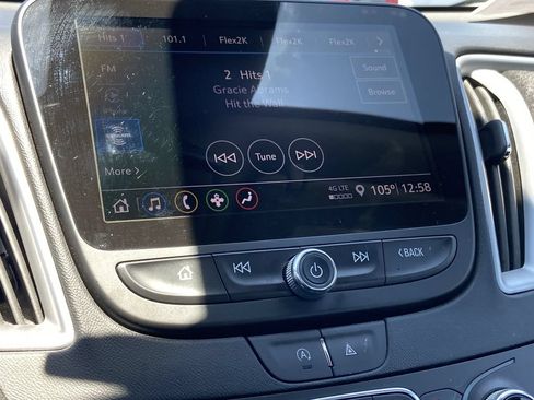 Used 2023 Chevrolet Malibu LT FWD image 9