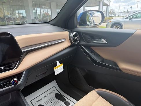 New 2026 Chevrolet Equinox ACTIV AWD/4WD image 19