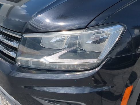Used 2021 Volkswagen Tiguan S FWD image 6