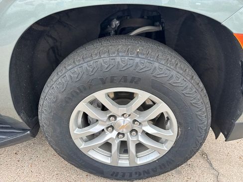 Used 2024 Chevrolet Tahoe LT image 11